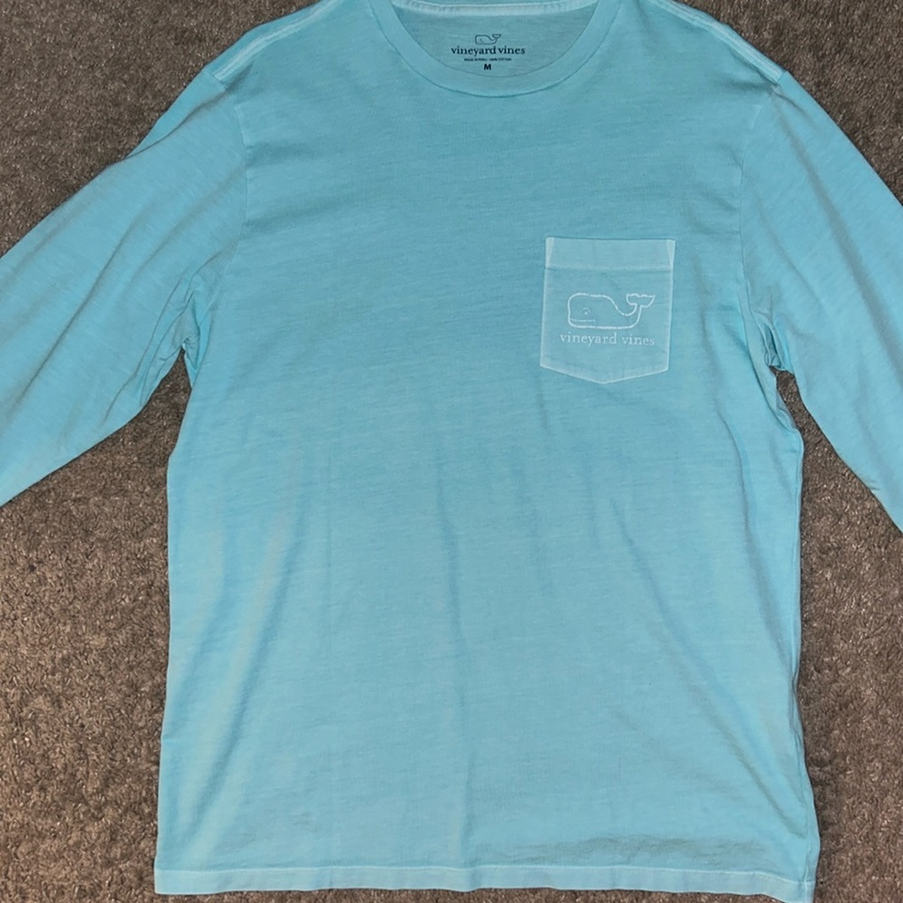 Vineyard Vines long sleeve t